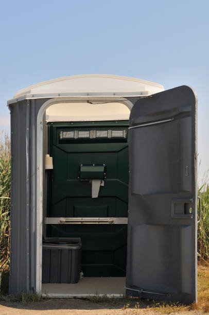 Best Porta potty rental near me  in Carefree, AZ